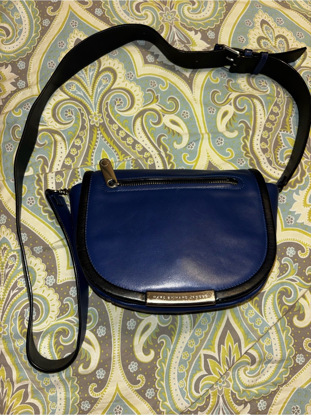 Marc by Marc Jacobs Women’s Luna crossbody blue black leather flap bag turn lock